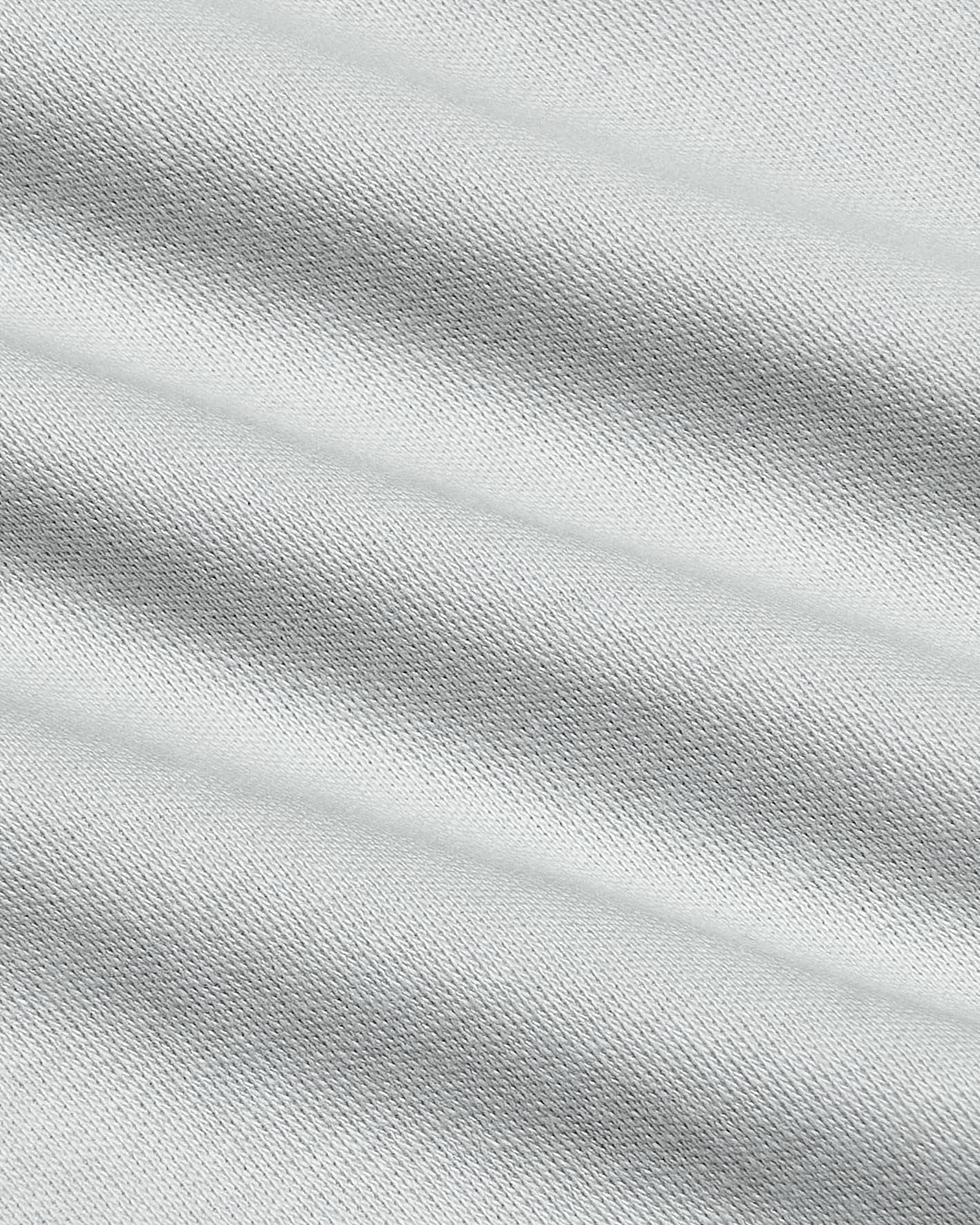 Vapor Curved Hem Classic Crew Neck